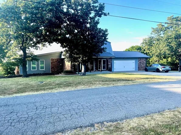 578 Sequoyah Dr, Eufaula, OK 74432