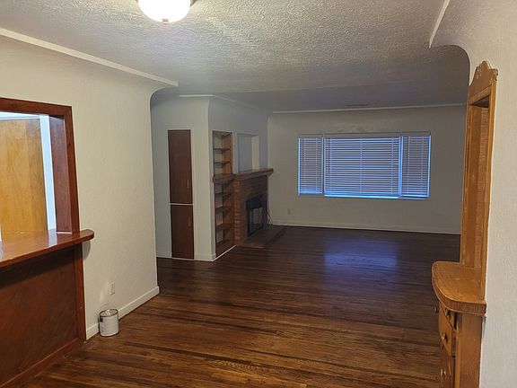 4th image of 323 N Monterey Ave