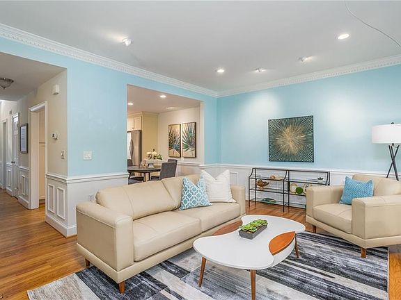 5th image of 400 Fisher Park Cir Unit E