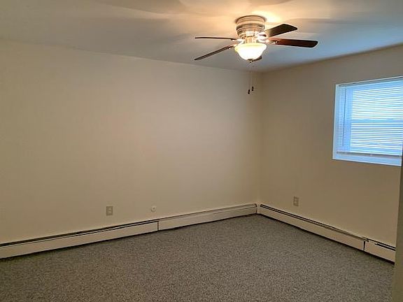 2nd image of 2 Canella Ct Floor 1