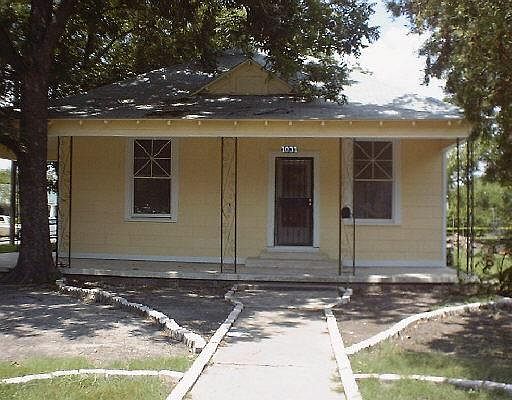 1st image of 1031 MESQUITE