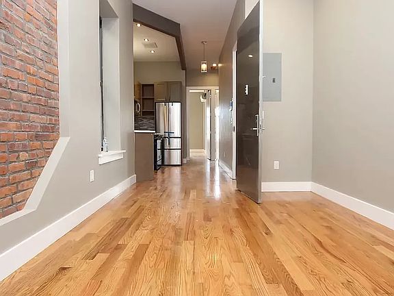 3rd image of 251 Hart St #1F