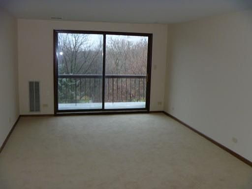 3rd image of 1500 Harbour Dr APT 4N