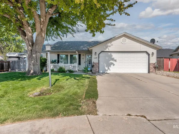 242 N Moraine Ave, Eagle, ID 83616
