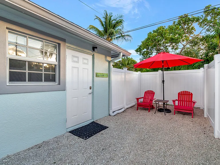310 Gulfstream Dr — Photo 41