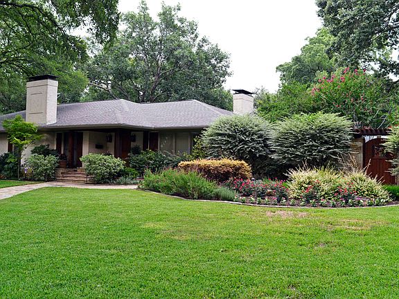 3rd image of 11753 Valley Dale Dr