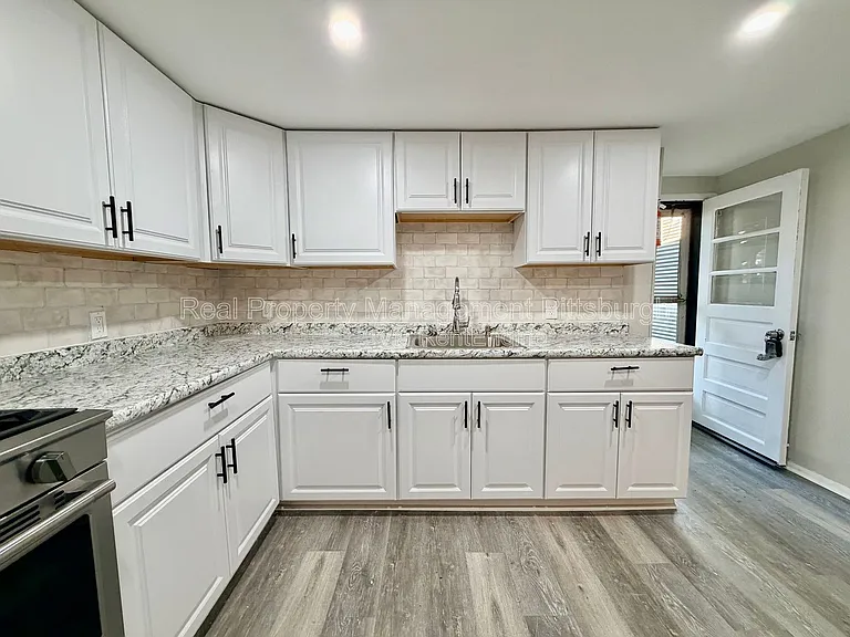 5115 Keystone St #1 — Photo 3