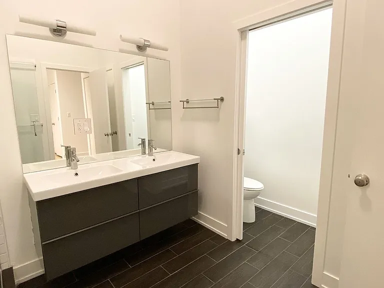 1348 N Milwaukee Ave — Photo 16