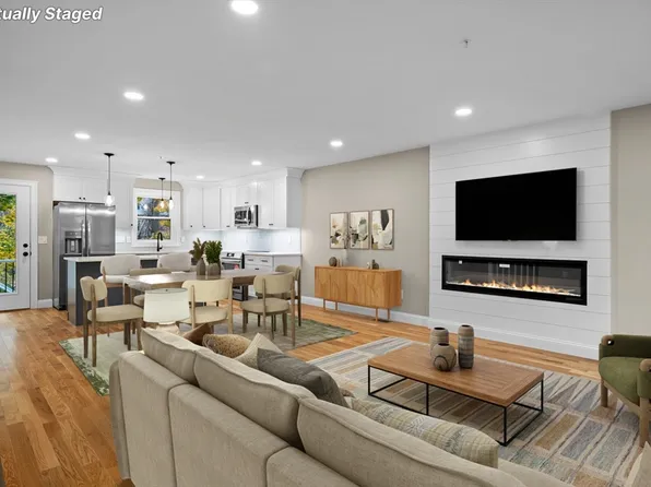 9 Acton Rd #6, Chelmsford, MA 01824