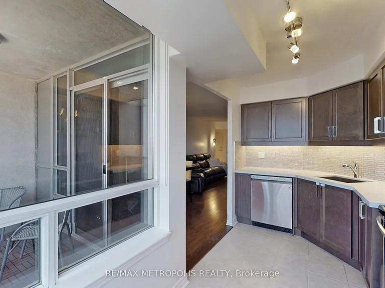 3 Rean Dr #1312 — Photo 13