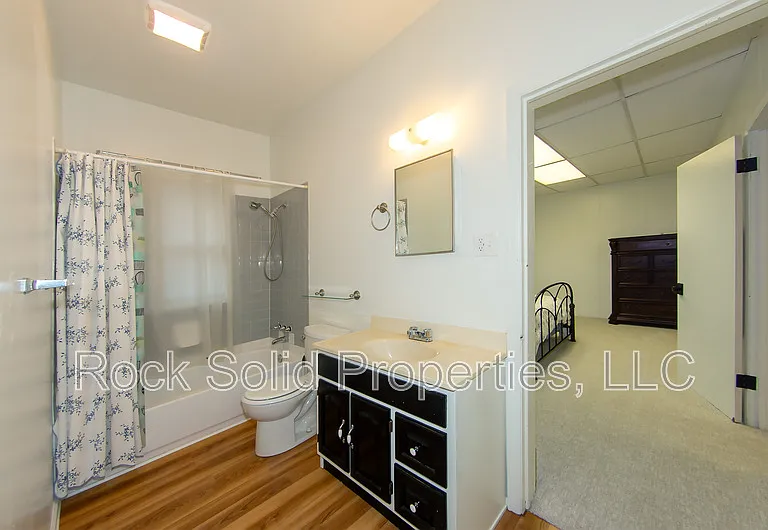 1216 Talbot Ct — Photo 15