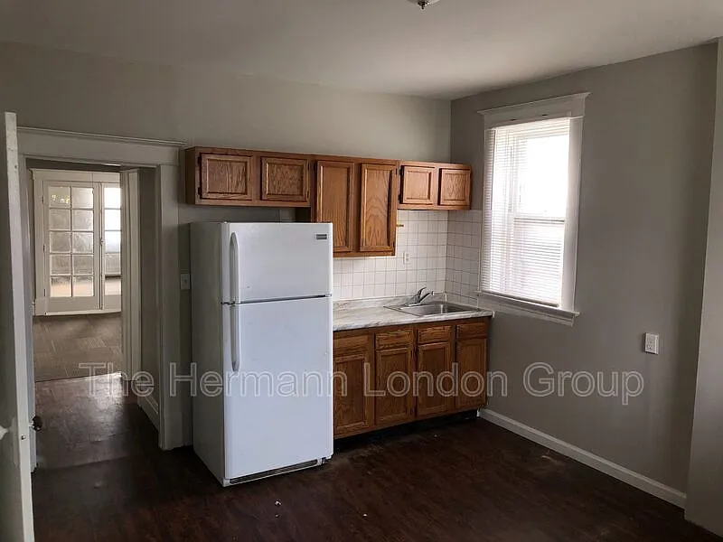 1 bed, 1.0 bath, 675 sqft, $700 — Photo 2