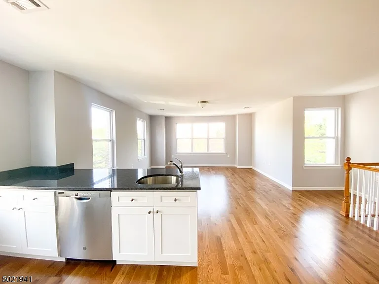 70 N 6th St #2 — Photo 10