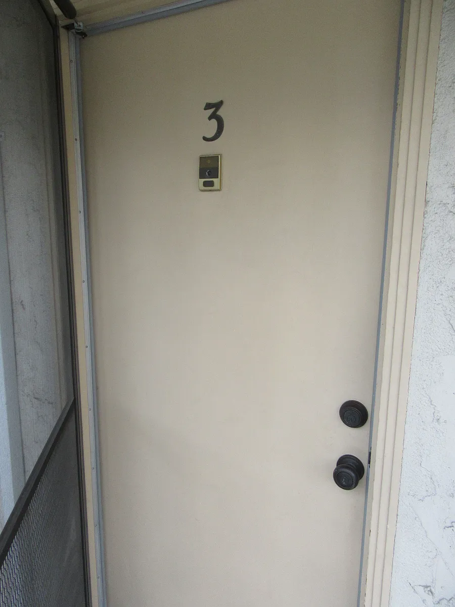 Building Photo - 1249 Coronado Dr #3