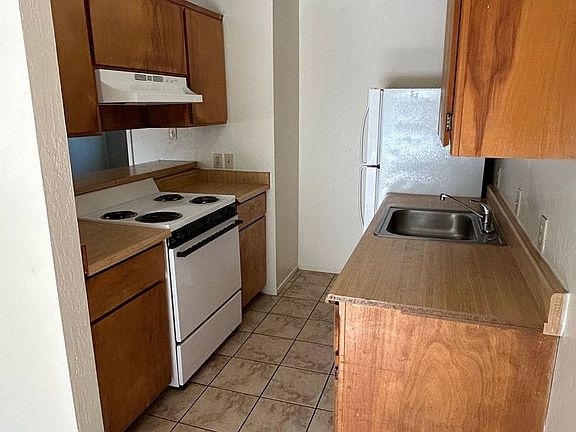 3rd image of 531 Pomona Ave APT 21