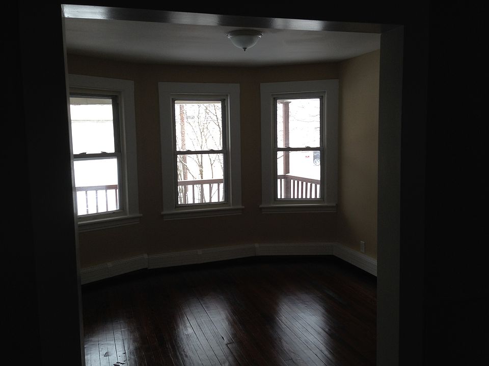 2nd image of 20 Carthage St #2