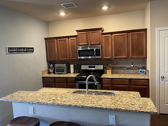 5th image of 7509 Wolf Creek Dr