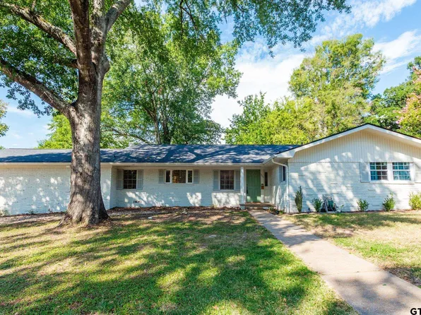 3215 Curtis Dr, Tyler, TX 75701