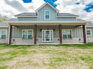 280 Trinity Cir, Bowie, TX 76230