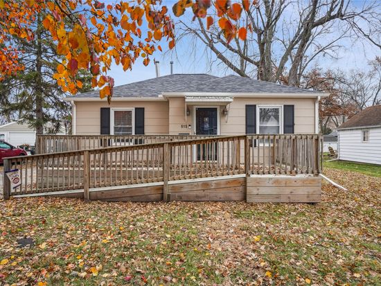 515 SW Southlawn Dr, Ankeny, IA 50023