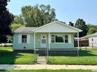 926 E Percy Ave, Springfield, IL 62702