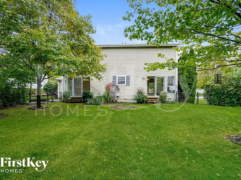 5241 Frisco Dr — Photo 15