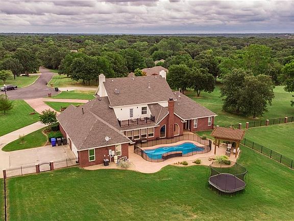 2nd image of 5700 Hickory Bend Dr