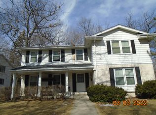 4200 Teakwood Ct, Greendale, WI 53129