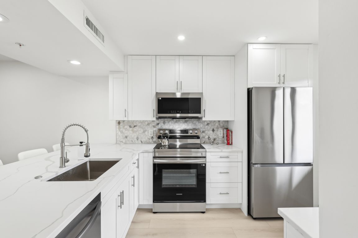 Marina Isle Way 101-2405-013