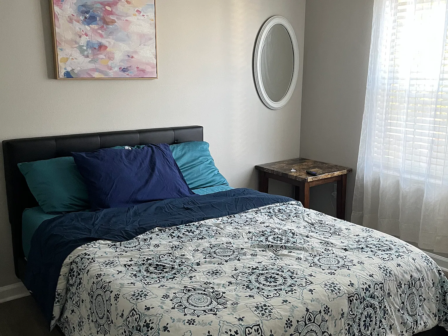 3 bed, 2.5 bath, 2182 sqft, $900 — Photo 2