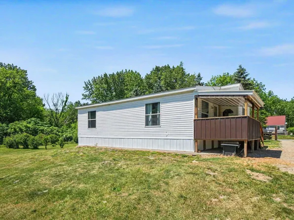68699 38th Ave, Covert, MI 49043