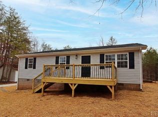1740 Watt Abbitt Rd, Appomattox, VA 24522