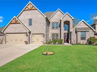 4401 SW Barton St, Bentonville, AR 72712