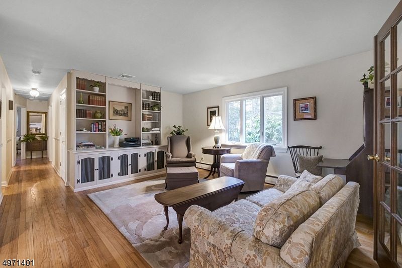 24 Old Farmers Rd, Long Valley, NJ 07853 Zillow