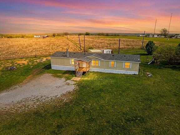 2nd image of 2538 County Road 2320