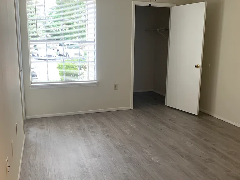 1916 Lake Atriums Cir #140 — Photo 12