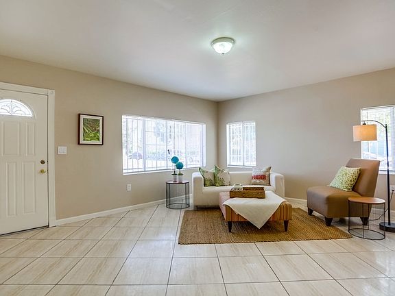 5th image of 3491 Logan Ave