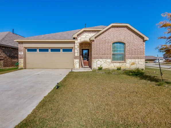 2500 Eden Creek Dr, Fort Worth, TX 76179