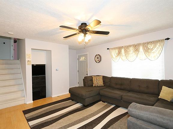 4th image of 1559 Meadow Hill Ct