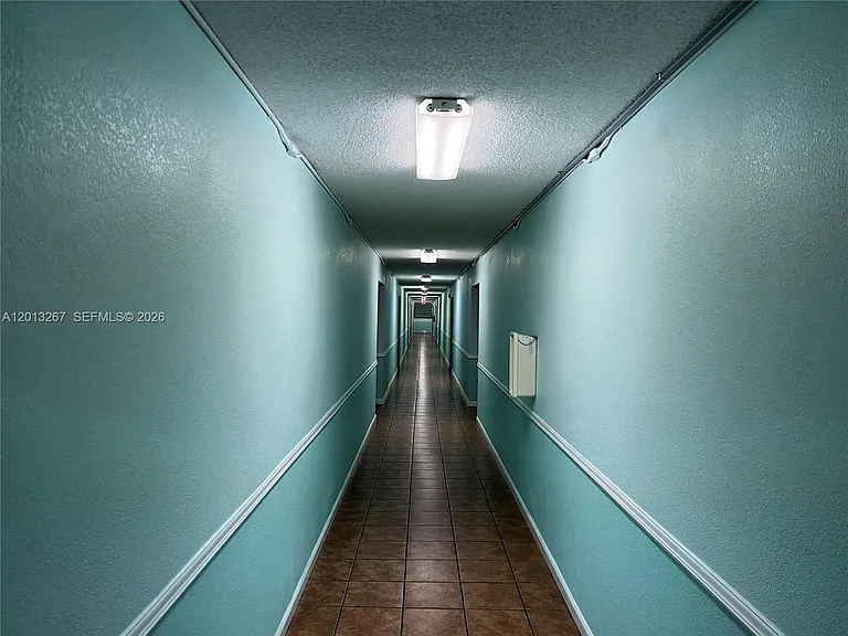 2075 SW 122nd Ave #415 — Photo 4