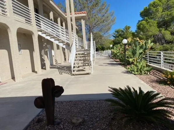 1312 Capri Dr APT 202, Boulder City, NV 89005