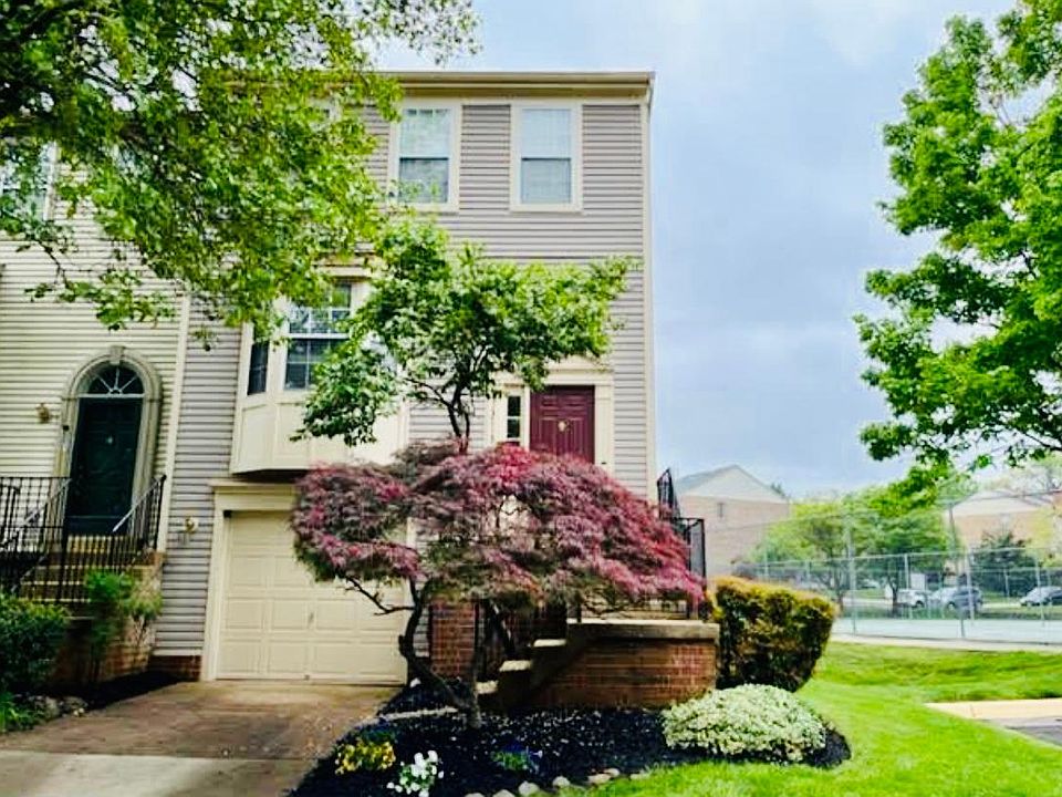 1st image of 13713 Crystalford Ct