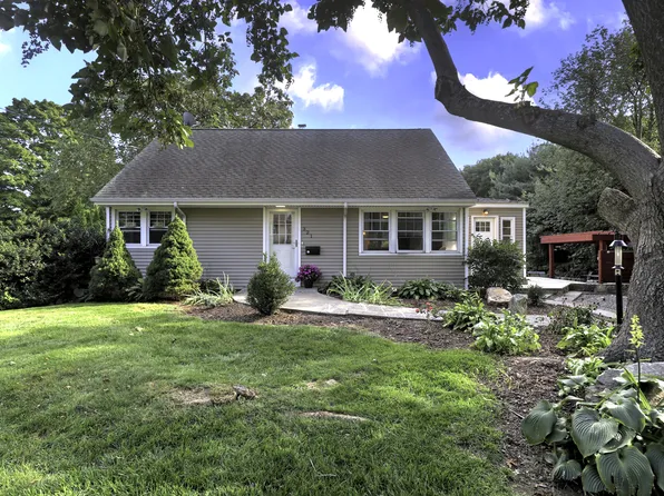 321 Islandview Road, Stratford, CT 06614