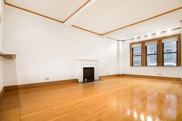 Rented by WAM Partners - William Moses Co. | media 14