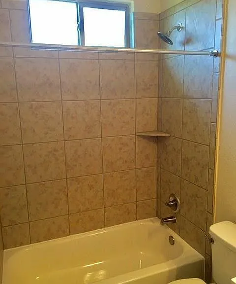2213 Katy Ln #D — Photo 8