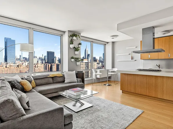 450 W 17th St APT 2302, New York, NY 10011
