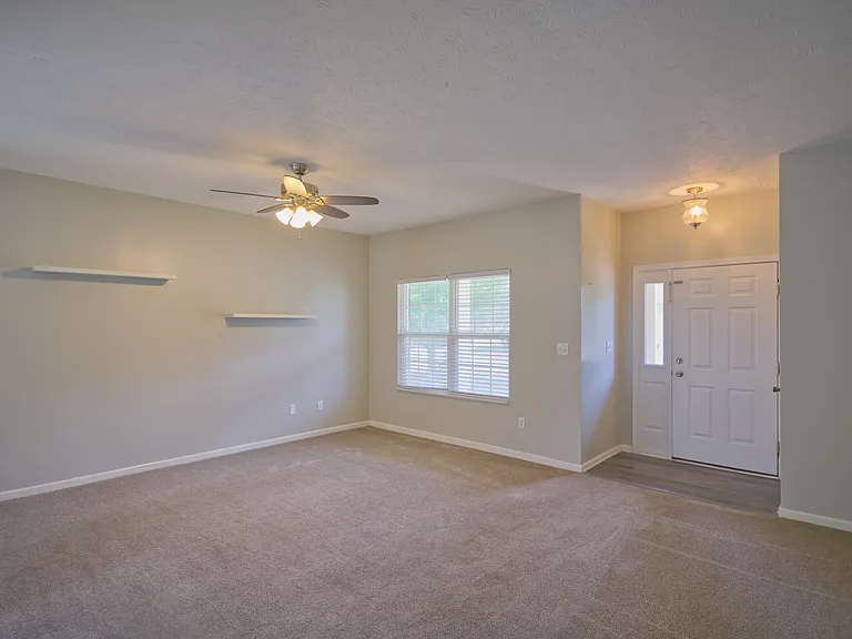 5739 Outer Bank Rd — Photo 2
