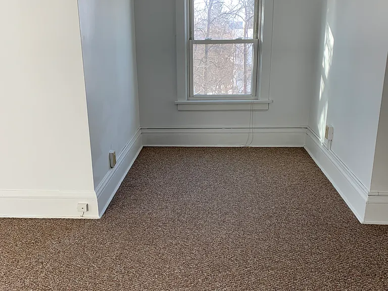 1728 E 1st St #5 — Photo 21