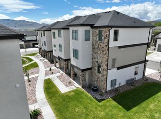 2052 N Harvest Village Ln, Saratoga Springs, UT 84045