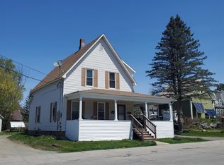 26 Bunker Hill St, Lancaster, NH 03584